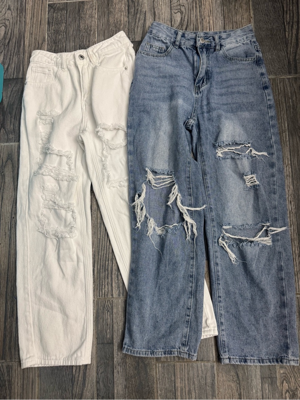 SHEIN Distressed High-Rise Baggy Jeans - White and Light Blue XXS